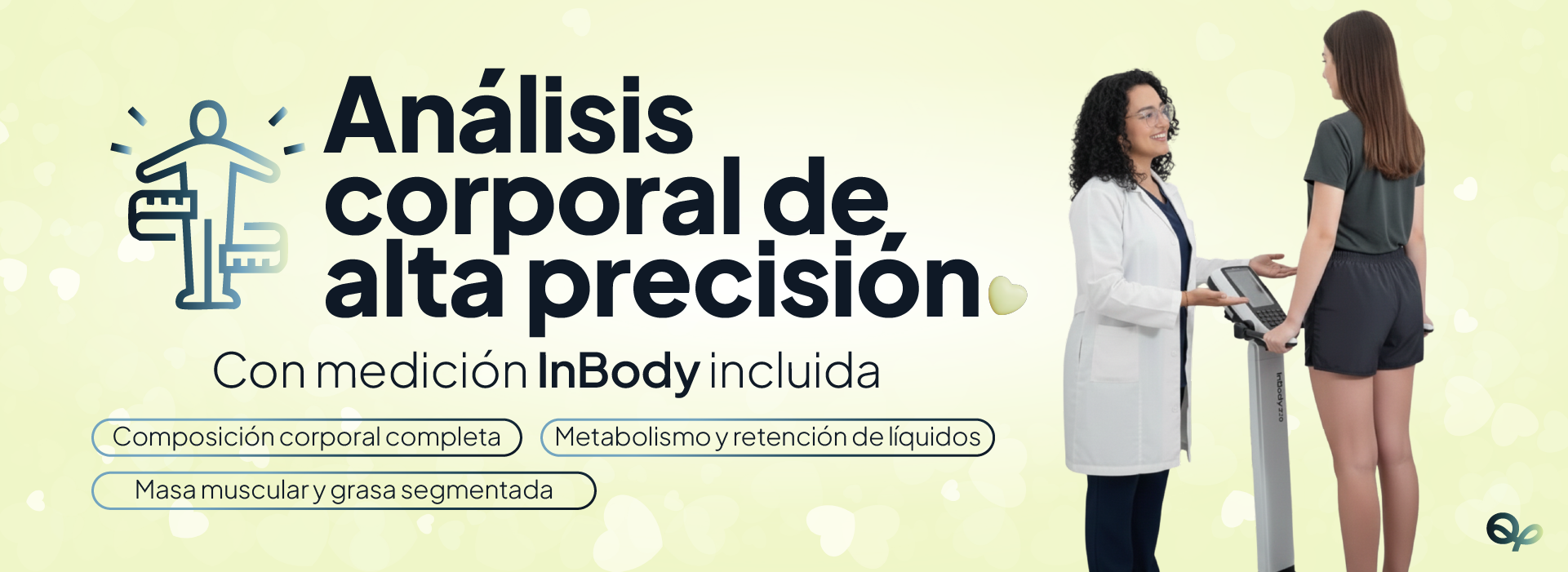 Nutrióloga realizando un análisis de composición corporal con equipo InBody